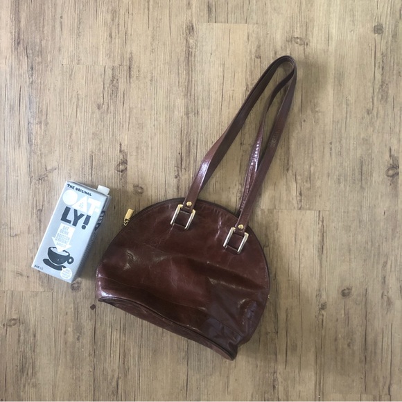 Round vintage leather bag - Picture 2 of 3